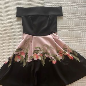 Ted Baker Tekeya Peach Blossom Bardot Off-the-Shoulder Dress – TED size 2 🍑